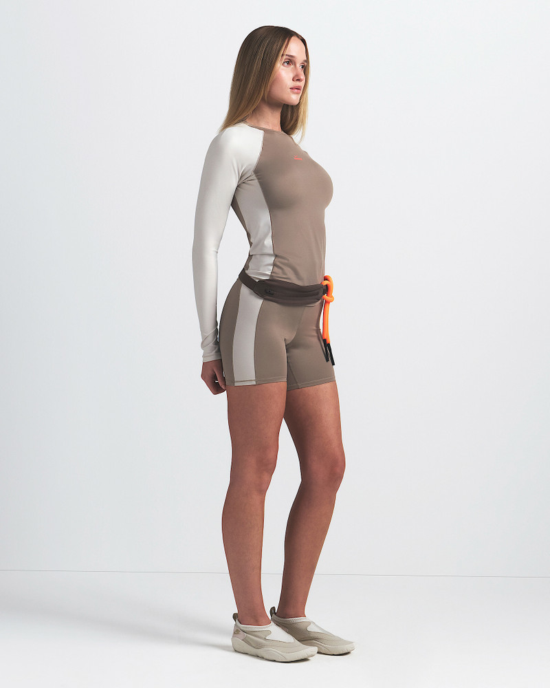 NikeSKIMS Shine Women's High-Waisted 5" Biker Shorts 4