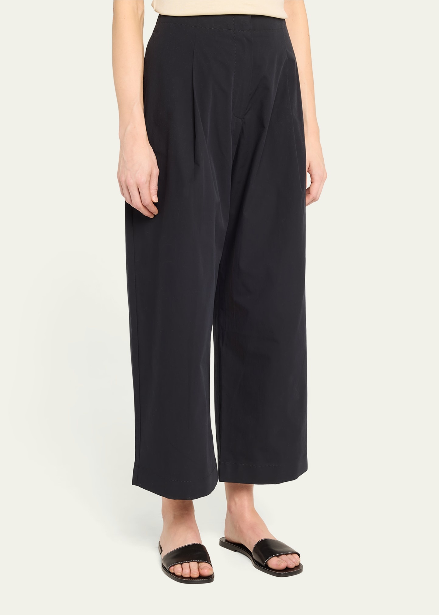 Volume Pleated Pants - 4