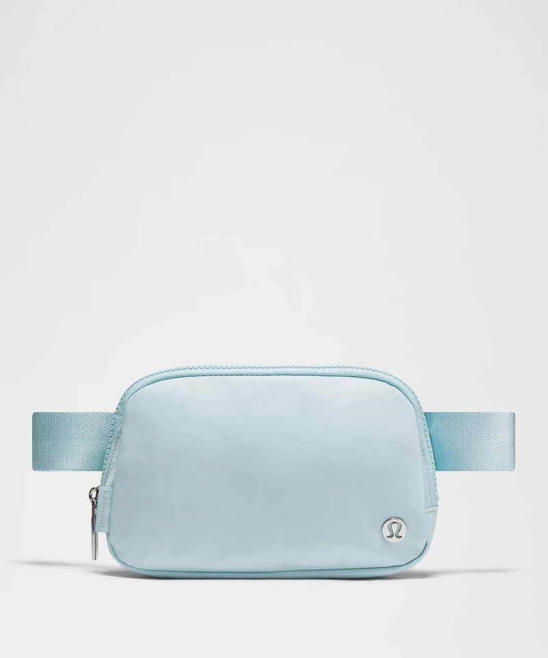 Everywhere Belt Bag with Long Strap 1L 1