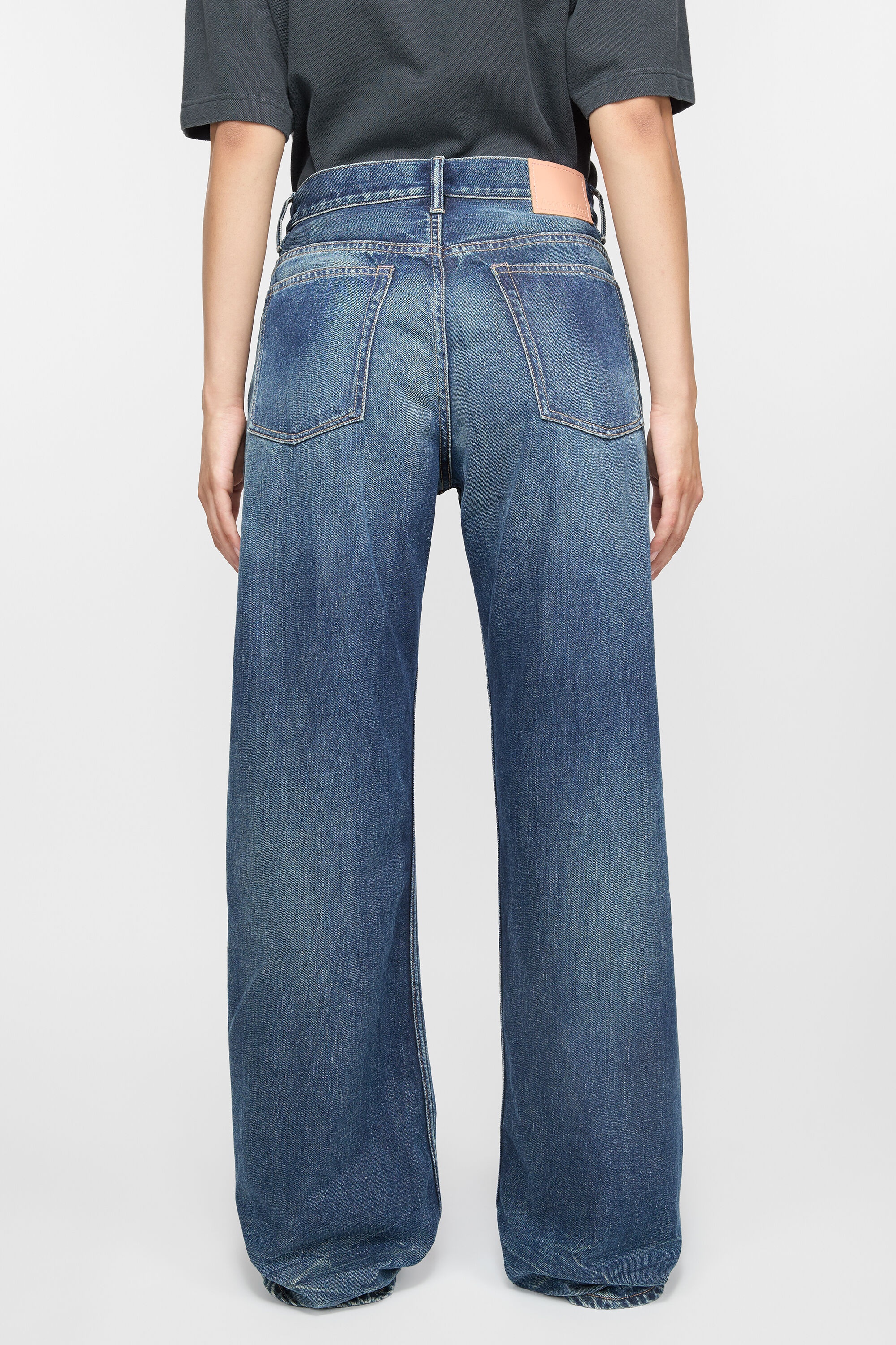 Loose fit jeans - 2021F - Mid Blue - 5