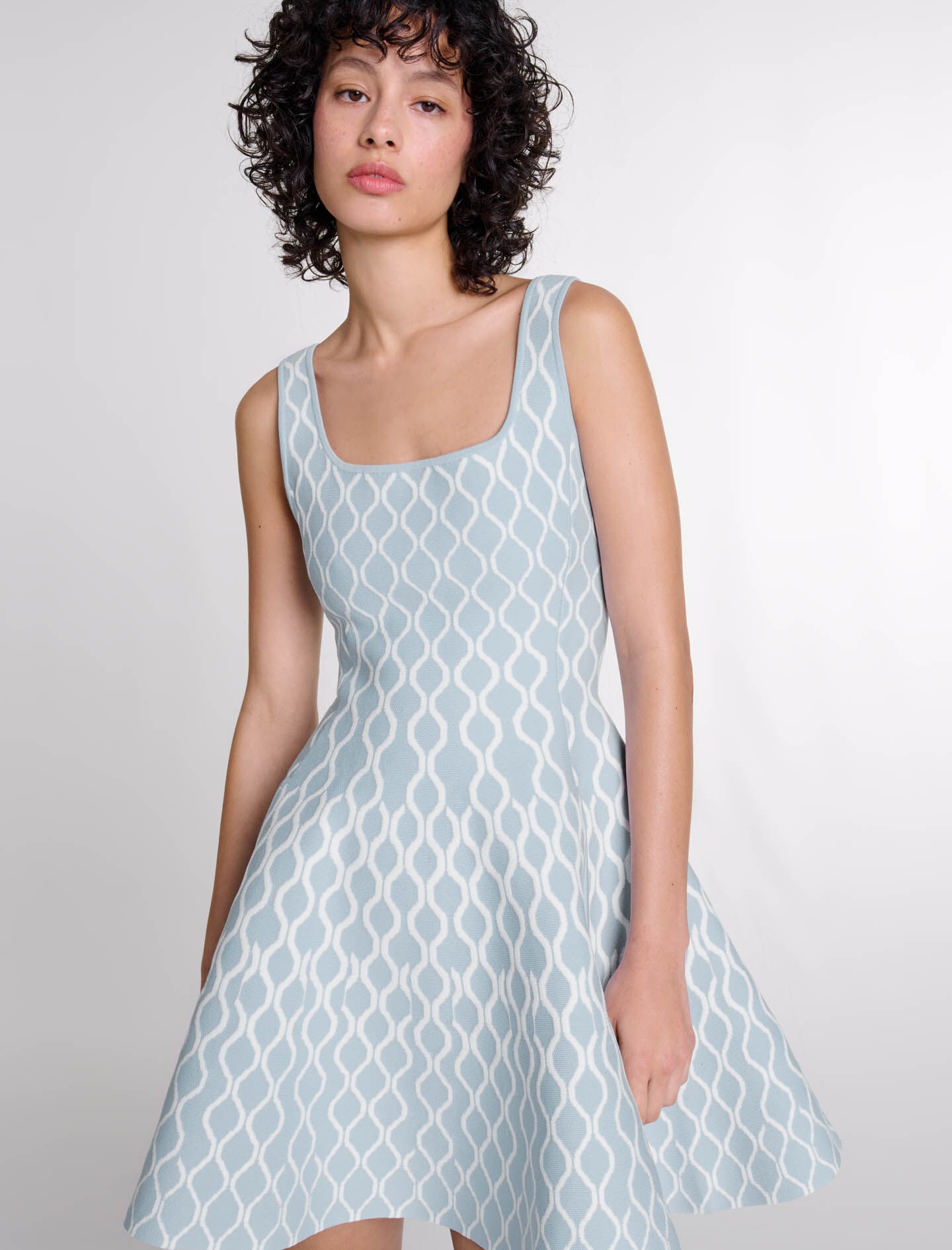 Jacquard knit short dress - 5