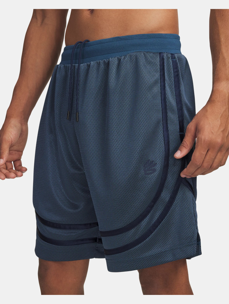 Curry Signature 4