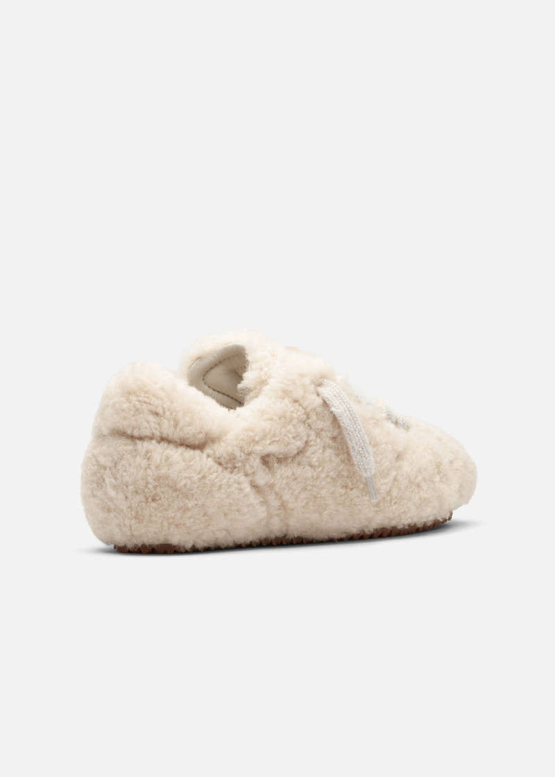 Tact Shearling Runner 3
