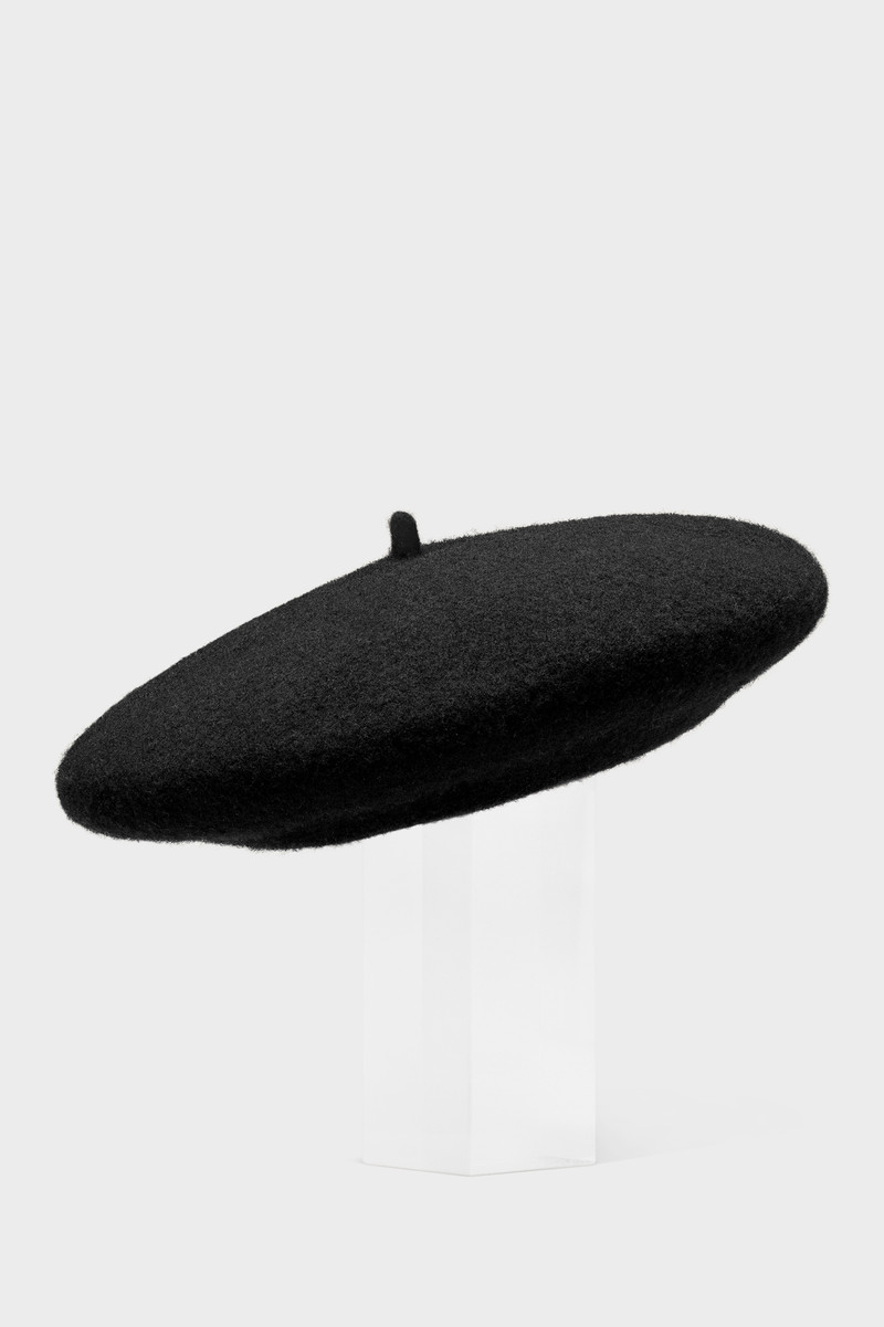 Maison Margiela Heavy wool beret outlook