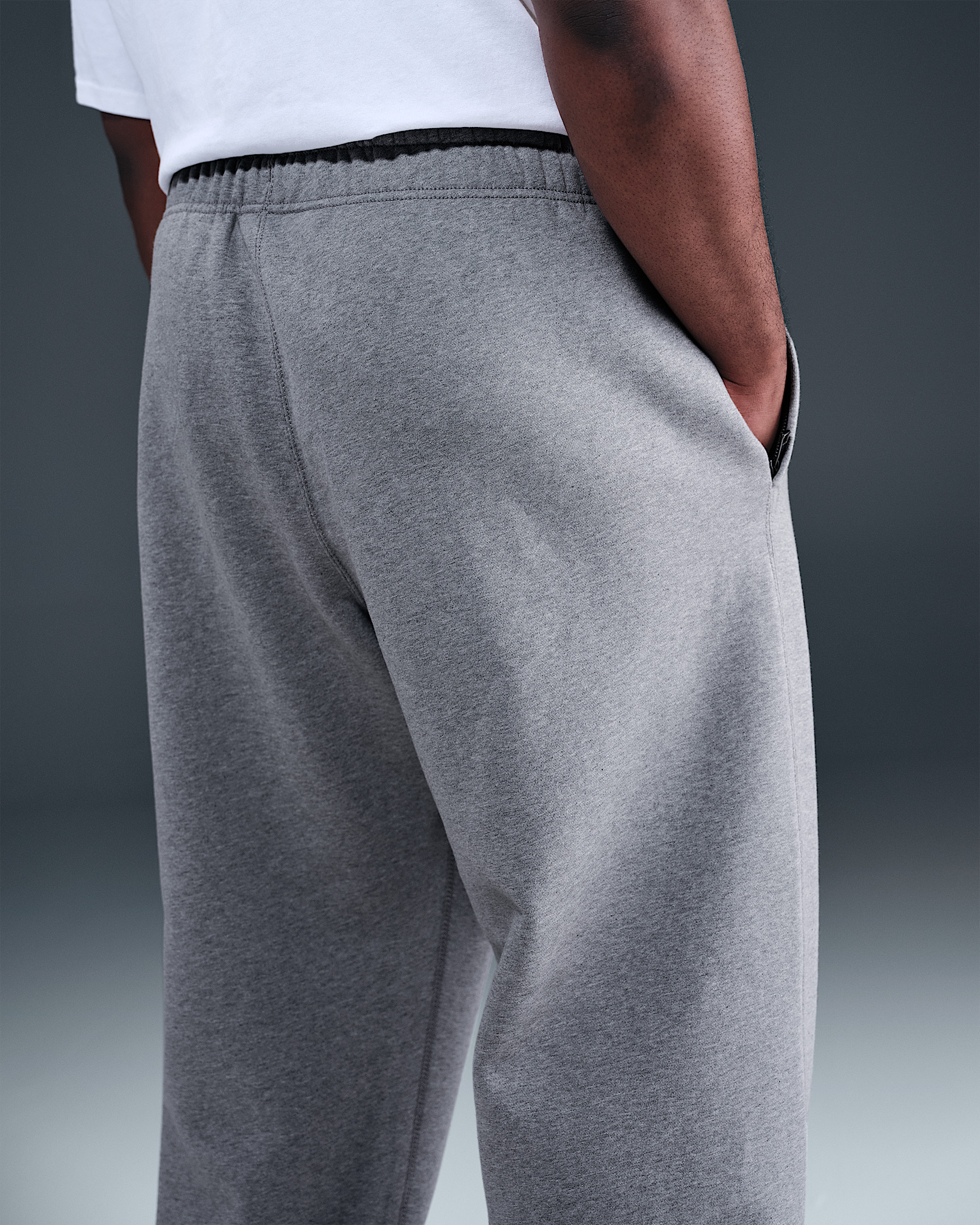 Nike Solo Swoosh Men's Fleece Open-Hem Pants - 9
