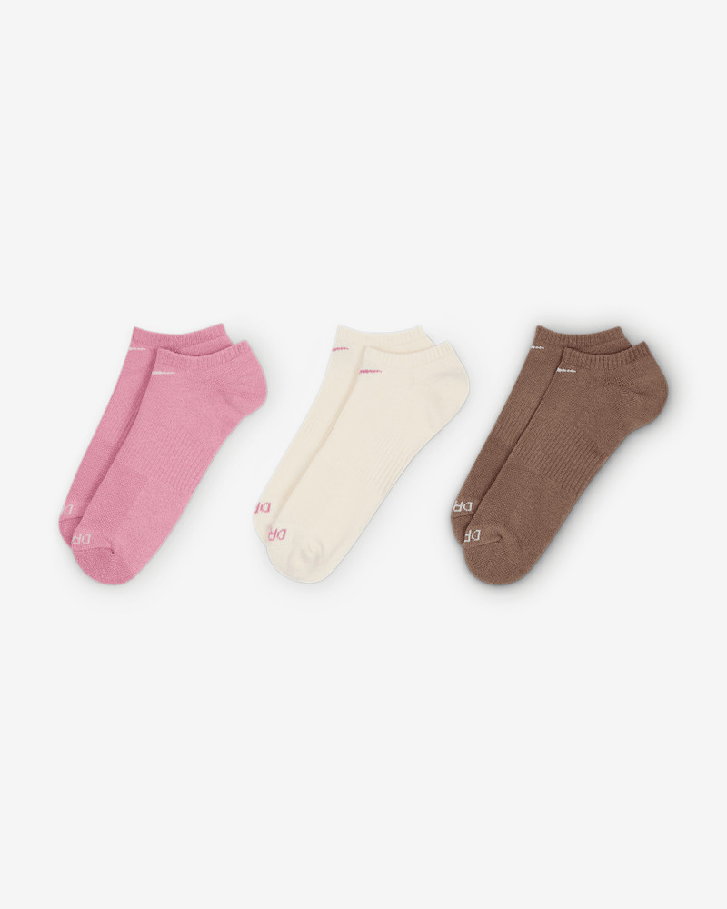 Nike Nike Everyday Plus Cushion Training No-Show Socks (3 Pairs) outlook