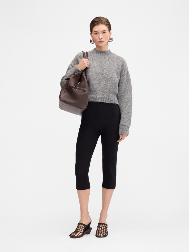 JACQUEMUS The Jacquemus knit outlook