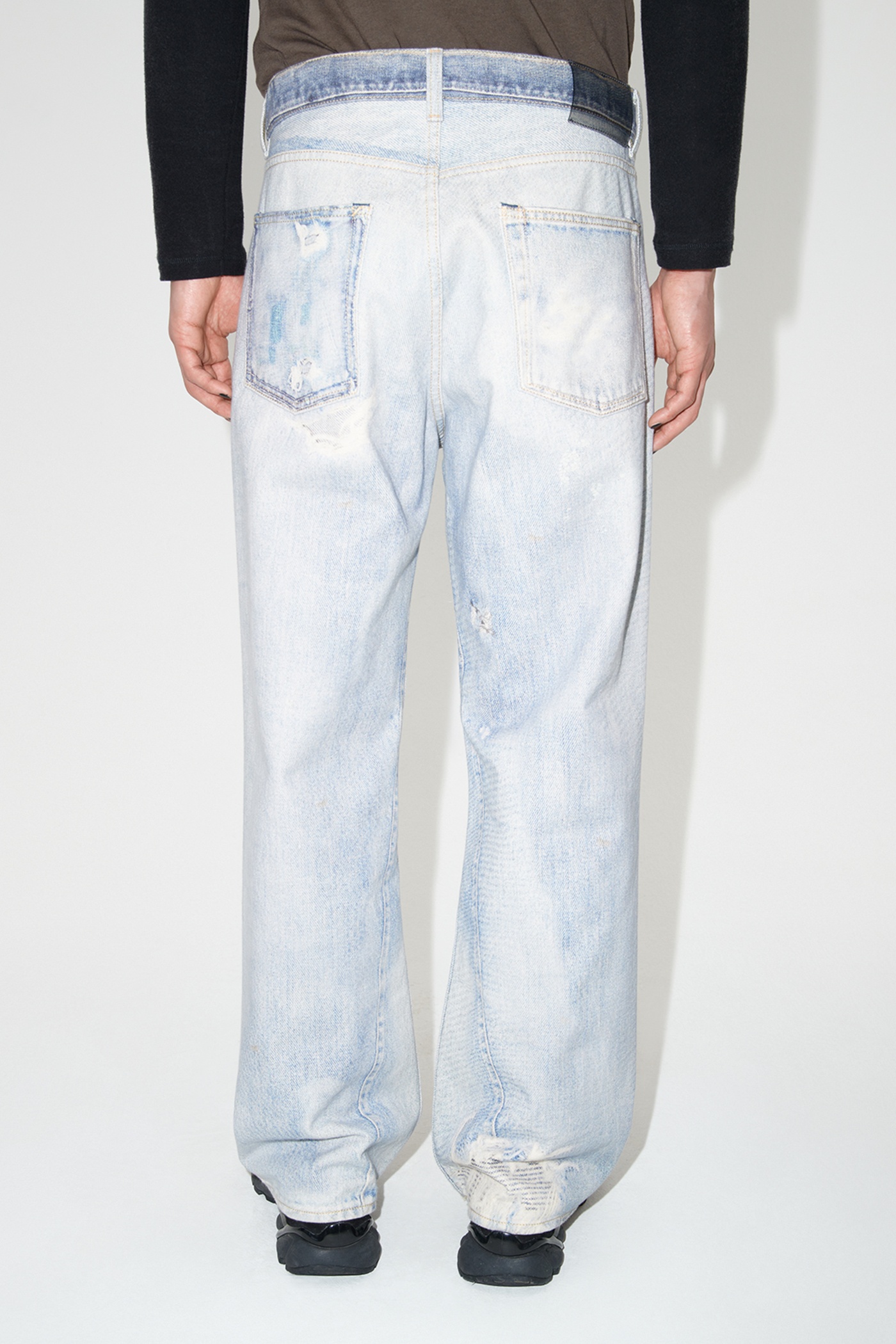 Capri Cut Rider Wash Denim