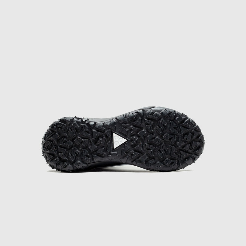 X ACG MOUNTAIN FLY 2 LOW SP "BLACK & WHITE" 6