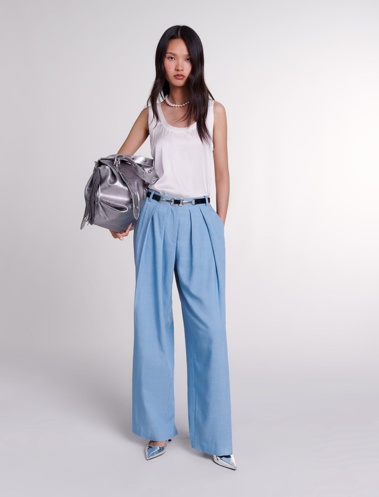 Wide-leg suit trousers with pleats - 2