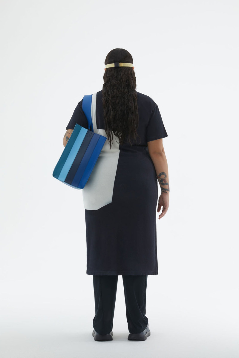 HAND SPRAYED BLUE T-SHIRT DRESS 4