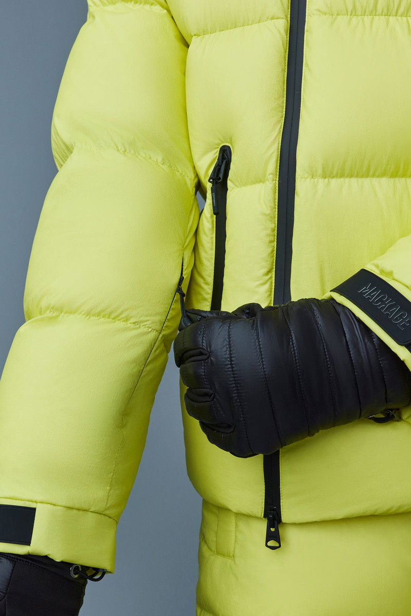 KENJI Down ski jacket with asymmetrical zip closure 6