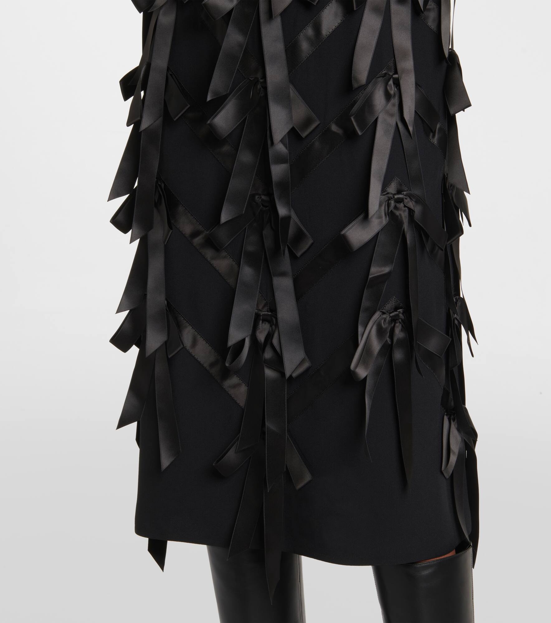 Bow-detail satin-trimmed sablé midi dress - 5