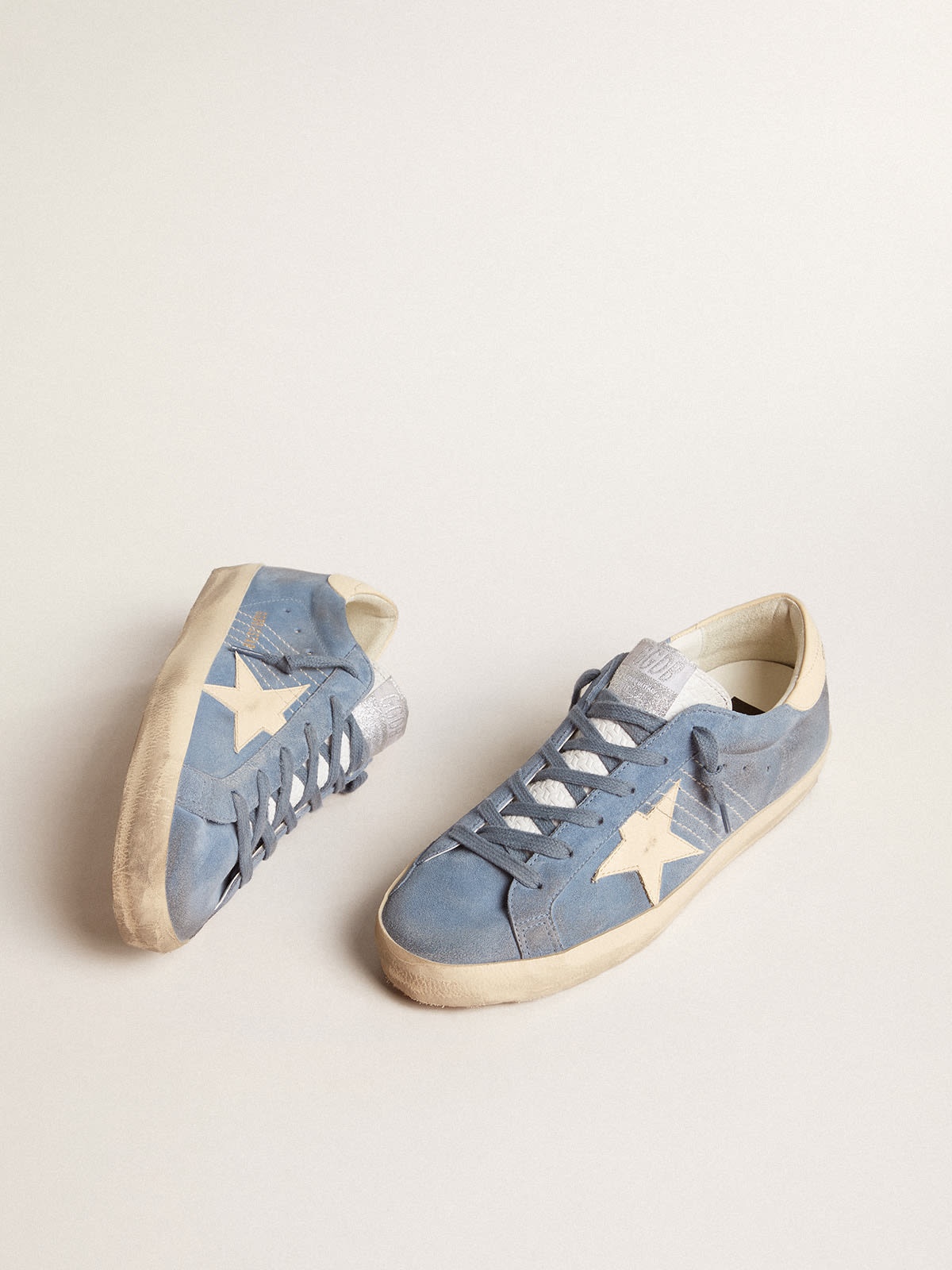 Super-Star in light blue suede with beige leather star and heel tab - 2