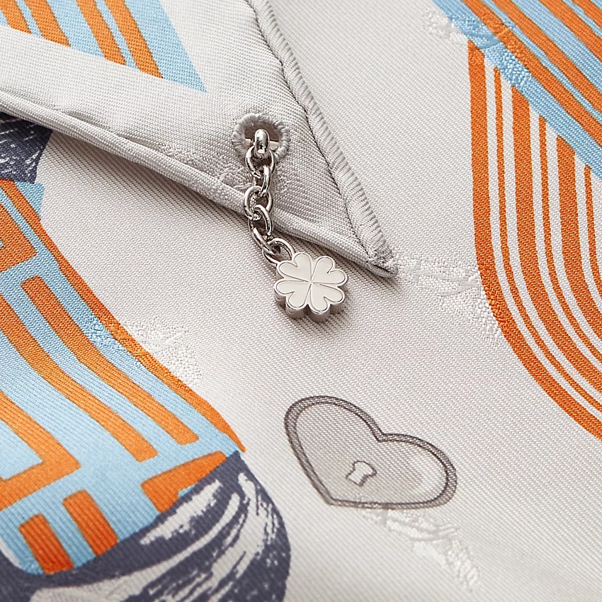 Garde-Robe Pop charm triangle 70 3