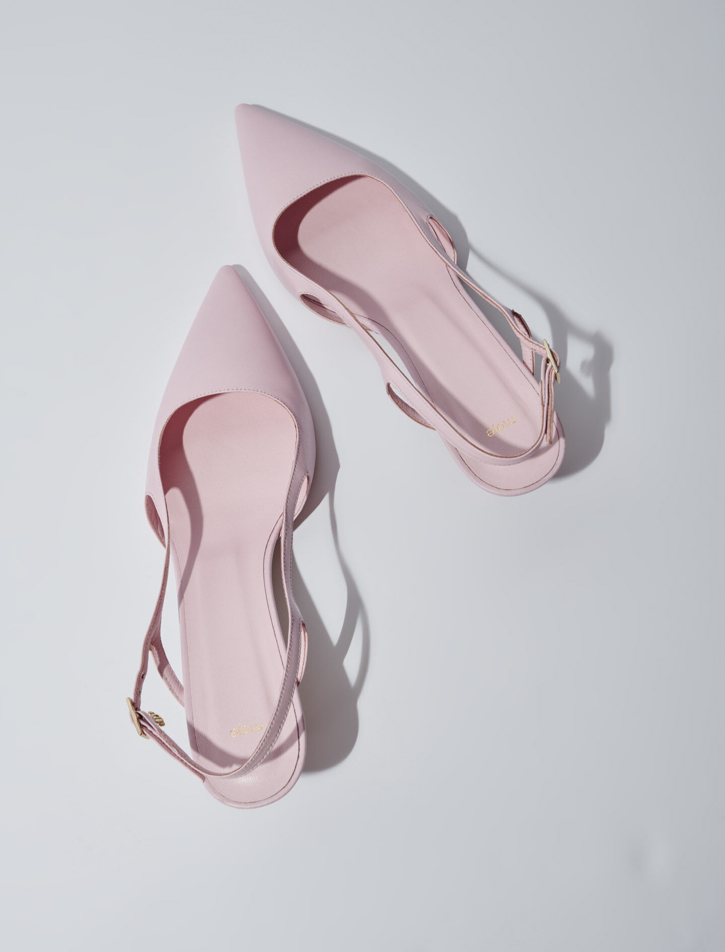Pointed leather pumps - 3