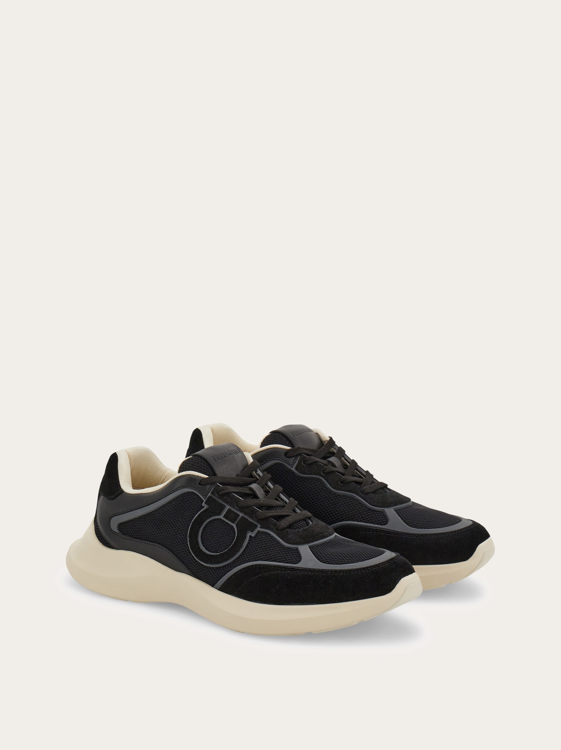 Low top sneaker with Gancini ornament - 5