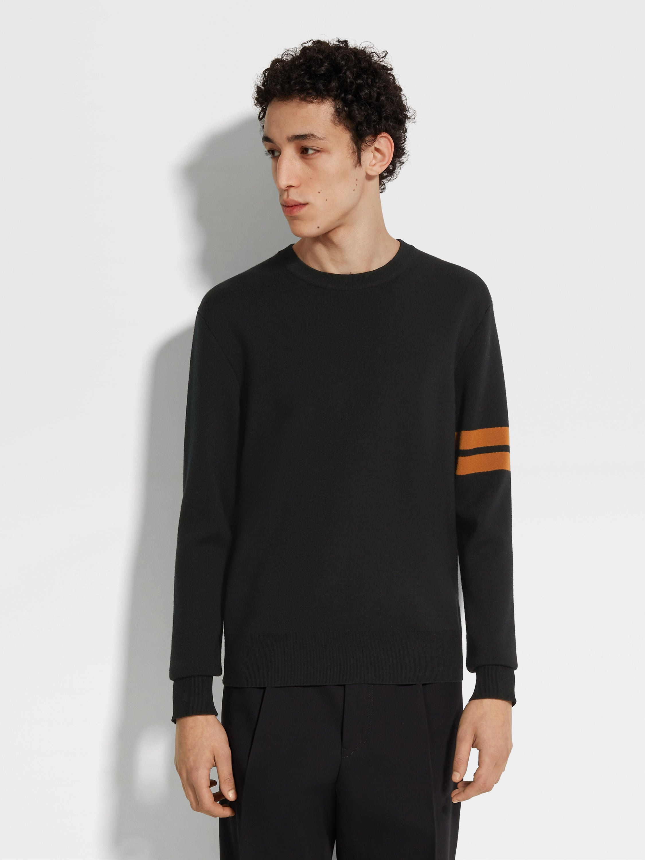 BLACK HIGH PERFORMANCE™ WOOL CREWNECK - 4