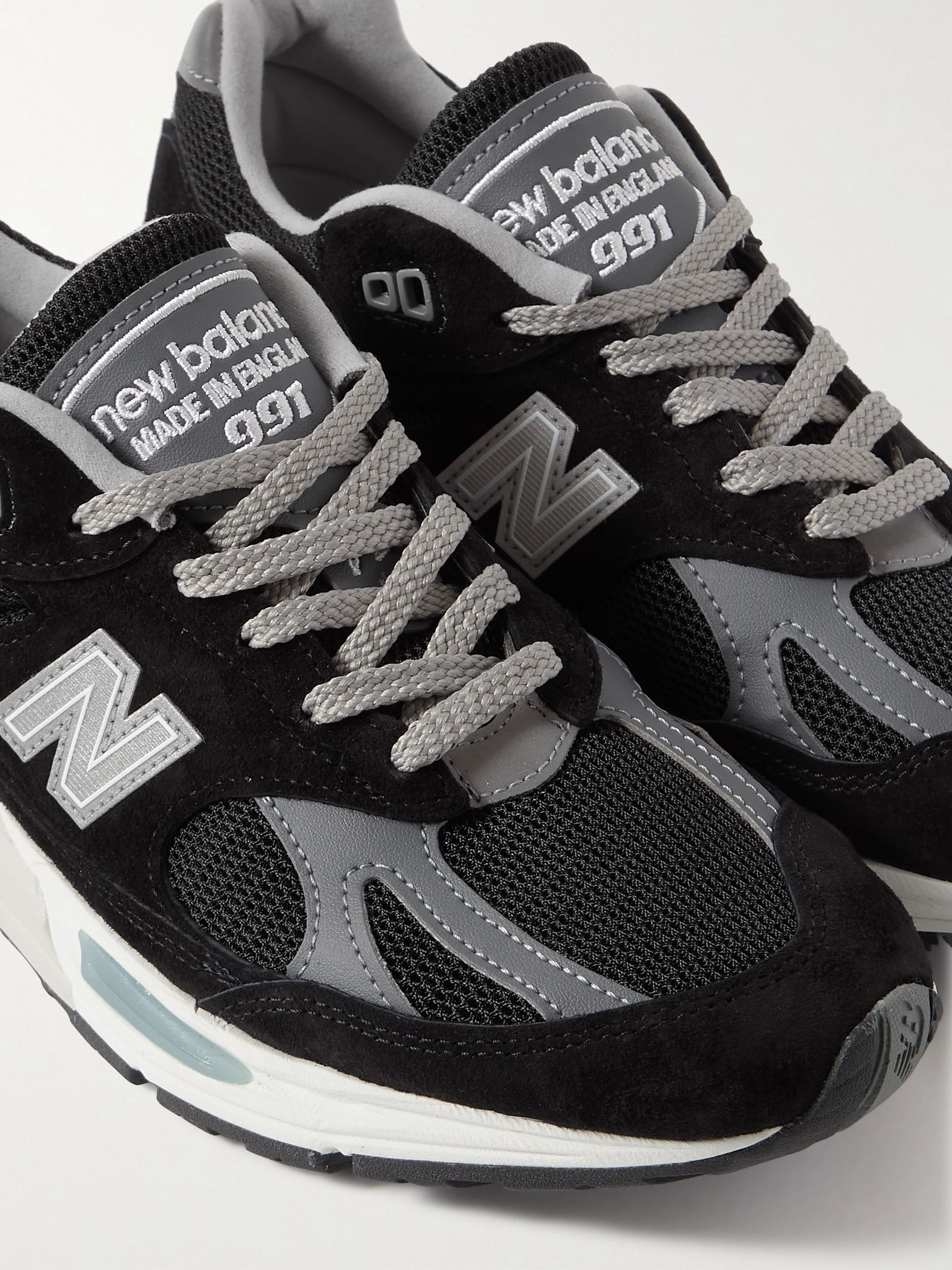 991v2 Suede, Mesh and Faux Leather Sneakers Black - 6