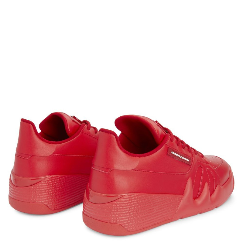 Giuseppe Zanotti Talon outlook