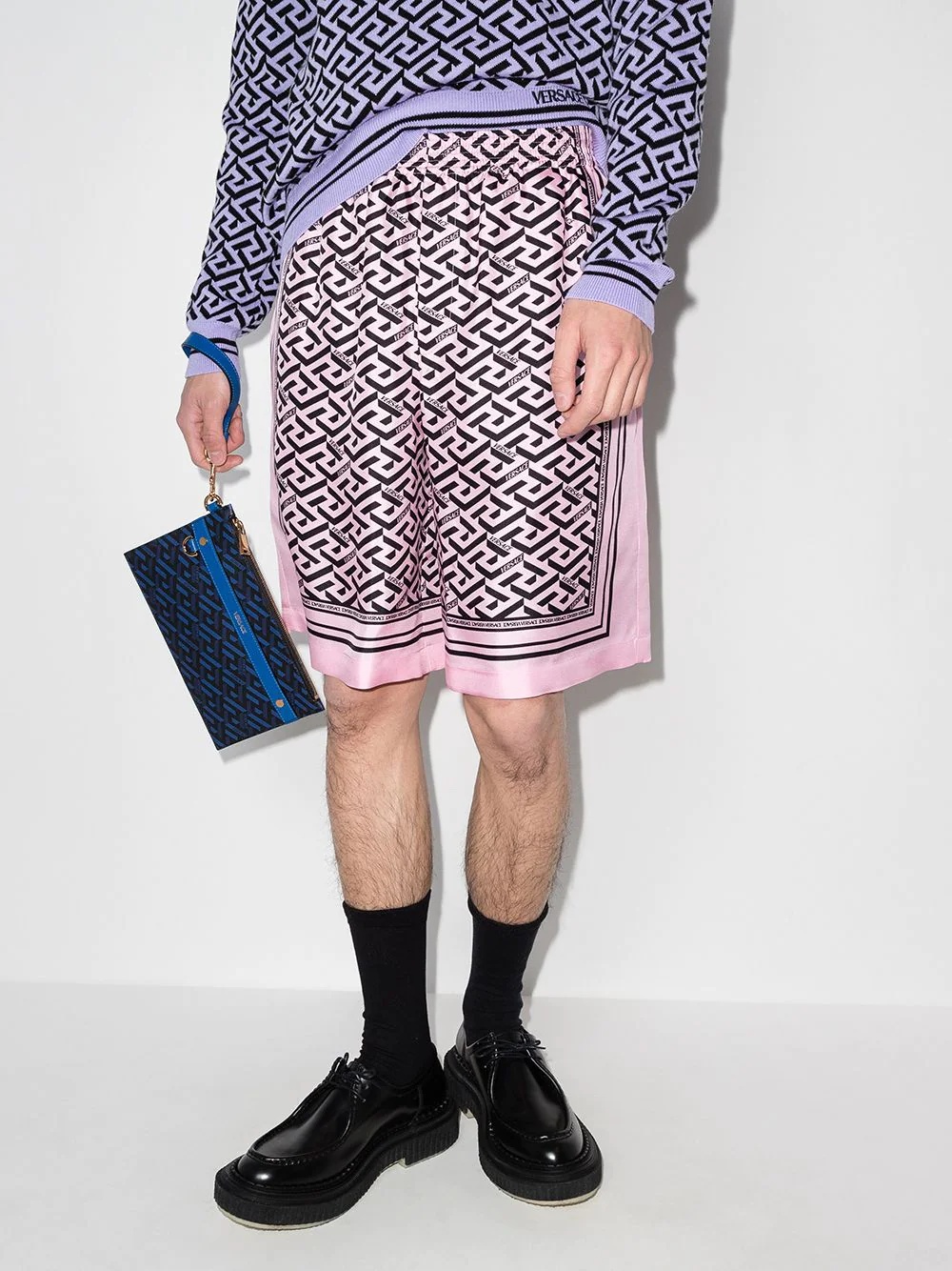 Greca-print silk shorts - 2