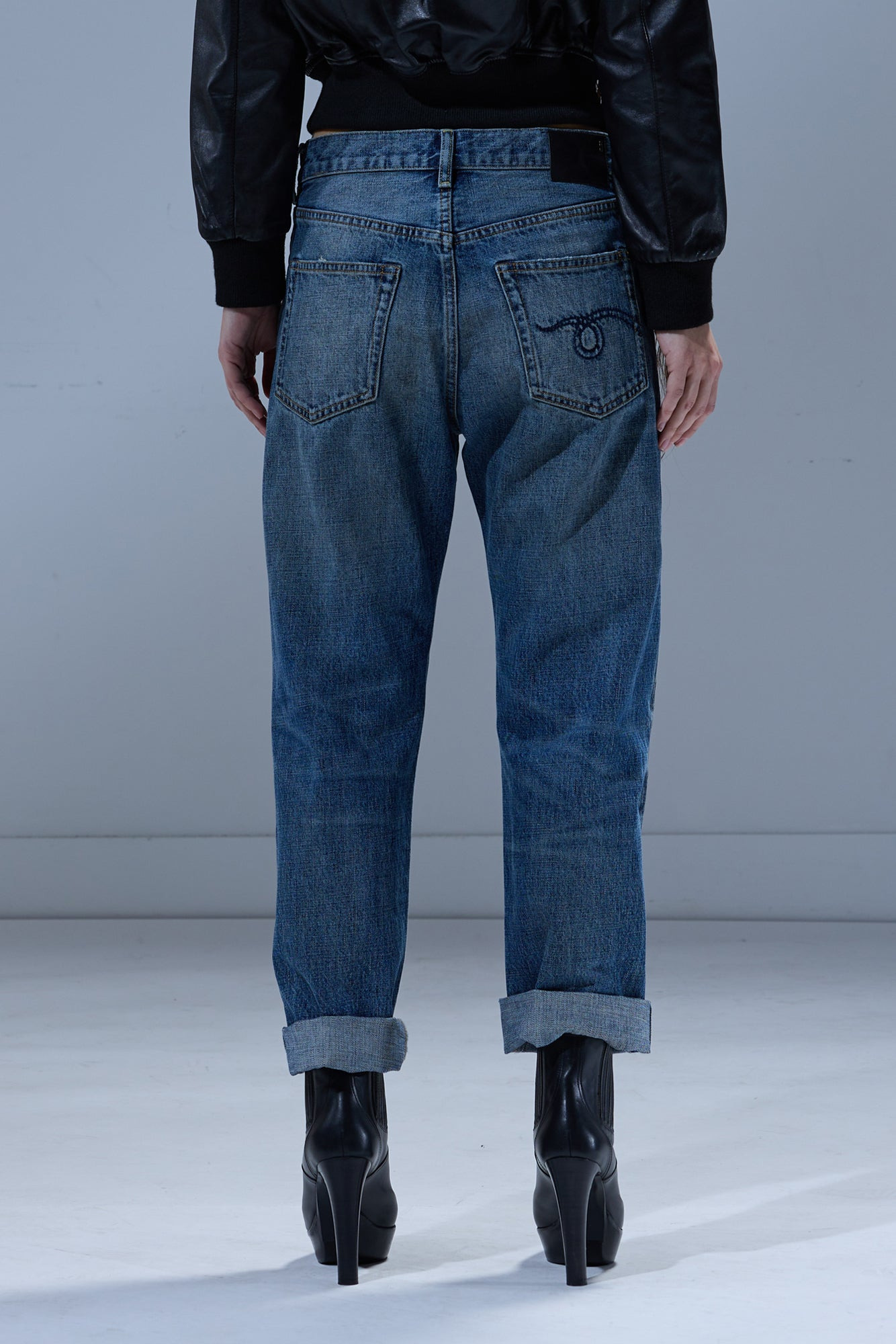 BOYFRIEND JEAN - 3