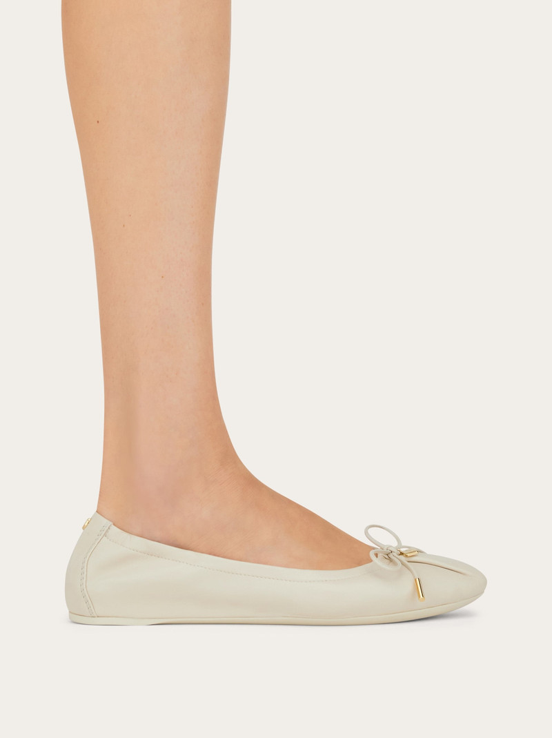 FERRAGAMO Elasticated ballet flat outlook