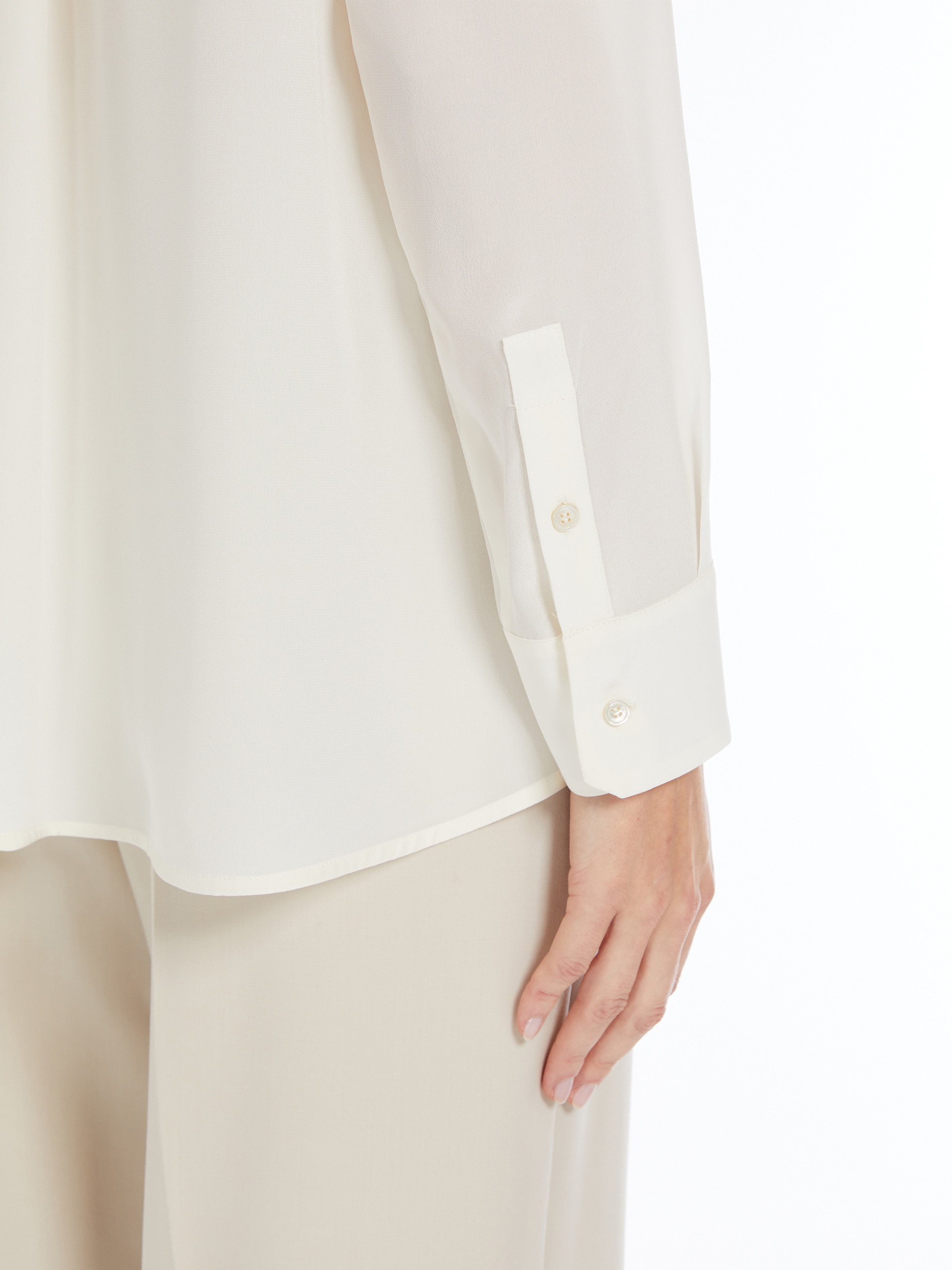 ALMINA Relaxed-fit silk shirt - 6