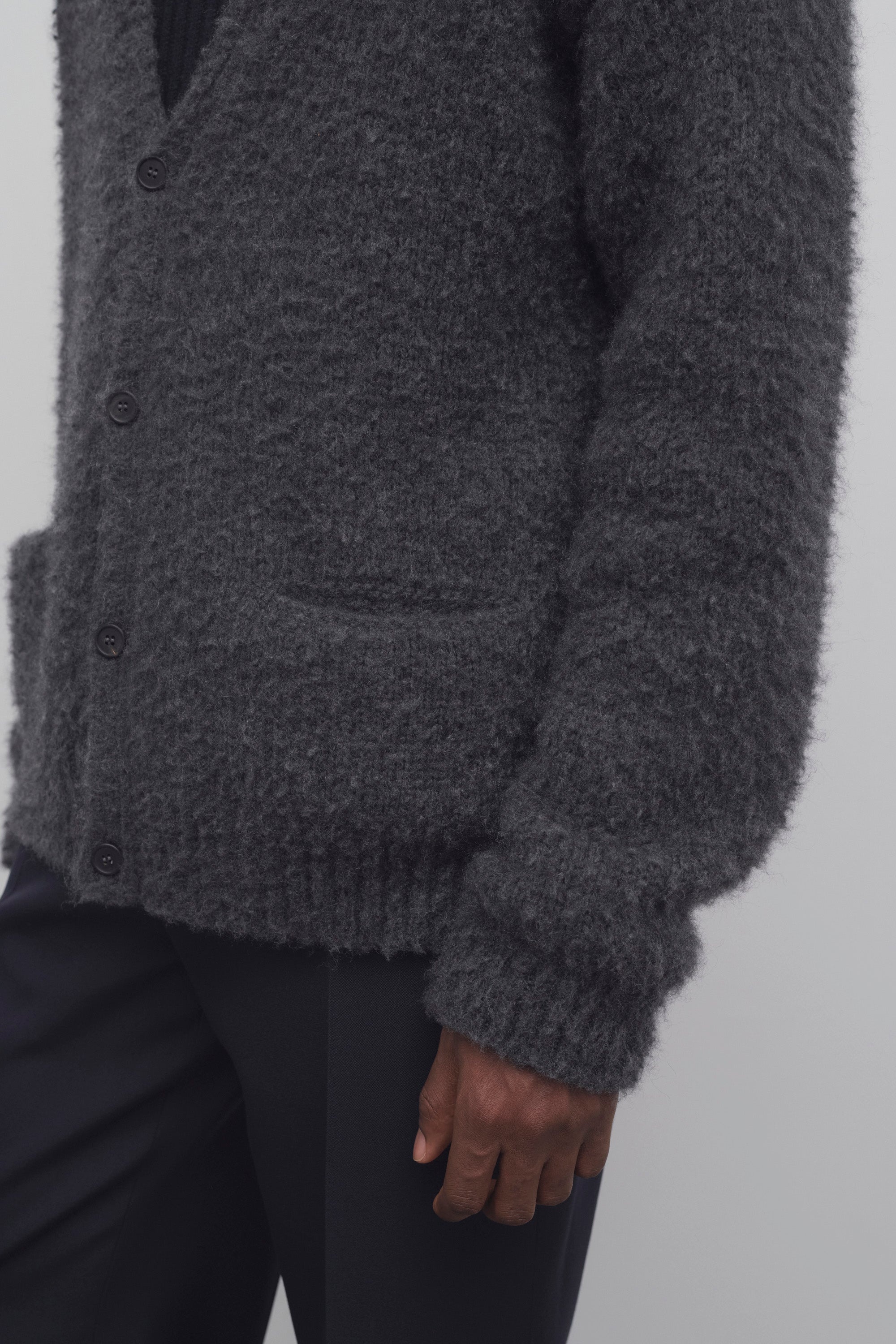 Dars Cardigan in Cashmere - 6