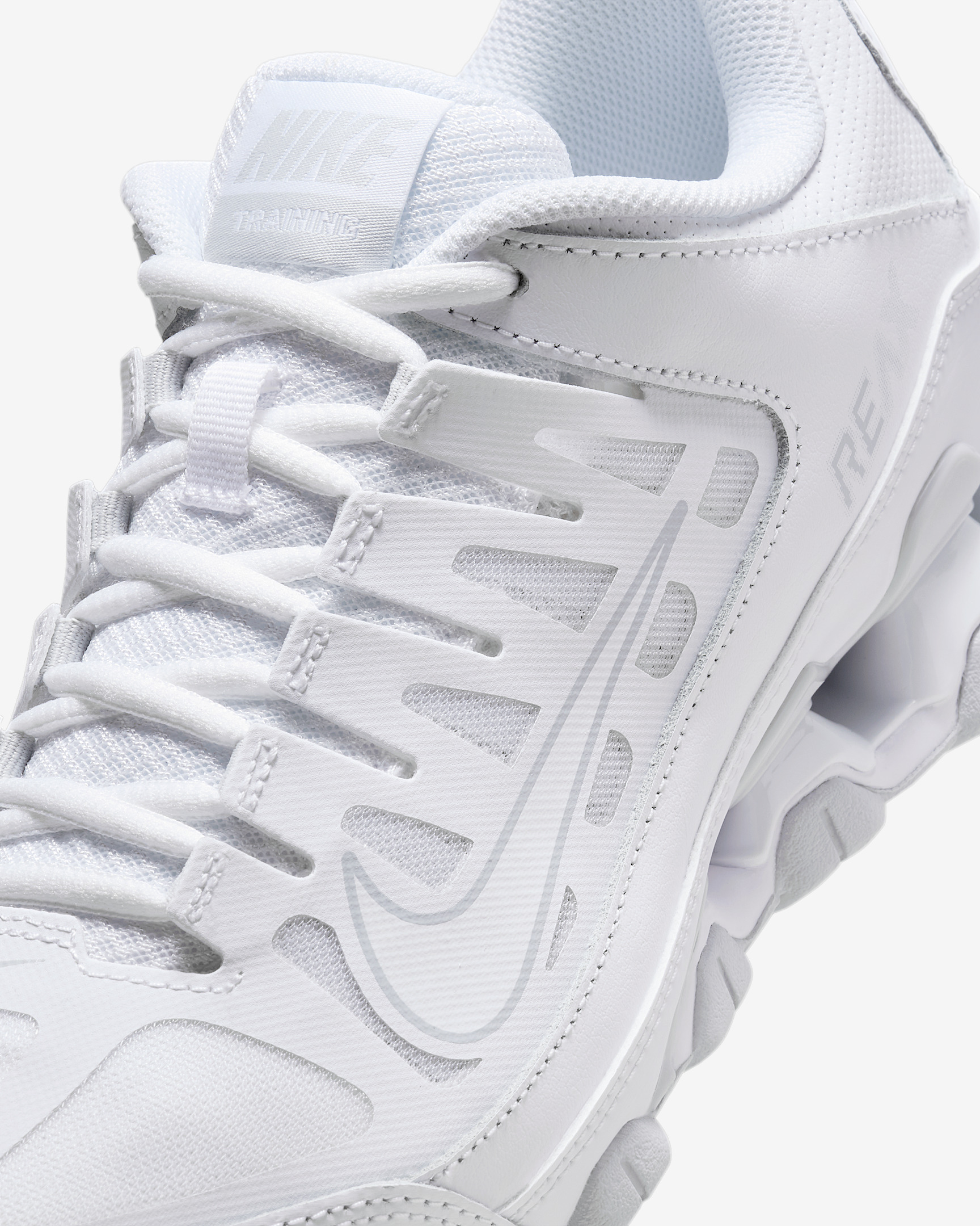 Nike Reax 8 TR Women's Workout Shoes - 7