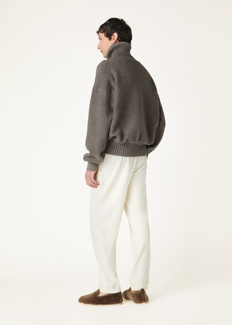 Cocooning Turtleneck 5