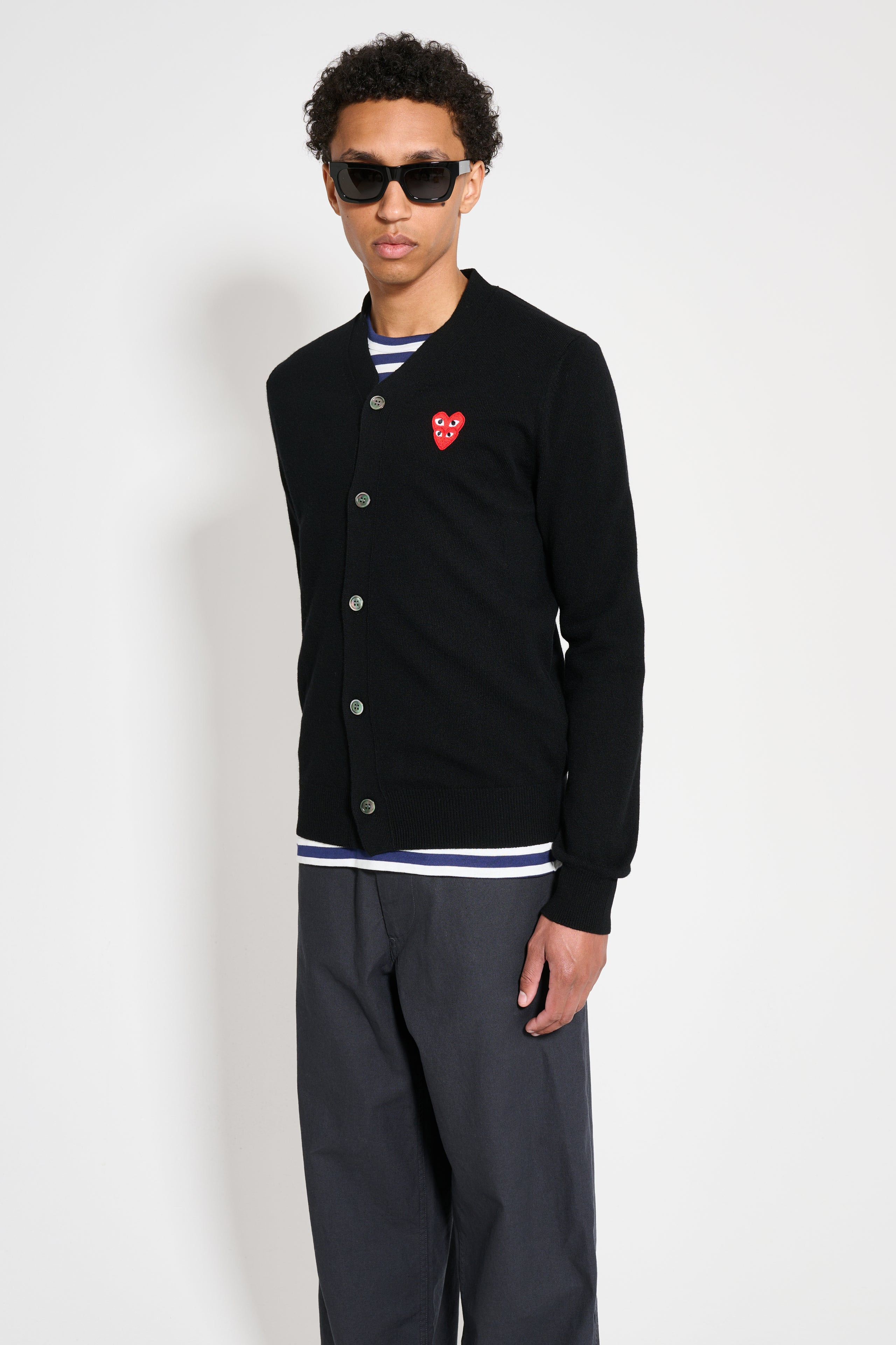 COMME DES GARÇONS PLAY DOUBLE HEART KNITTED CARDIGAN BLACK - 2