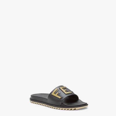 FENDI Black rubber slides outlook