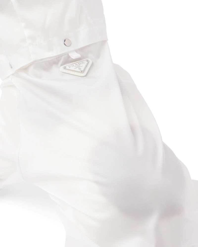 Nylon dog raincoat with hood 3