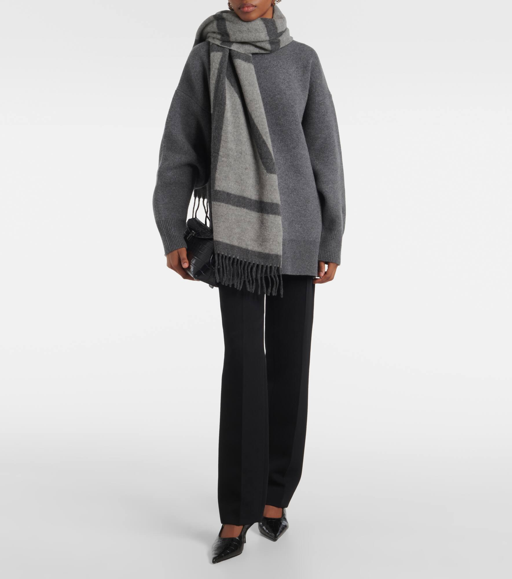 Striped wool scarf - 3