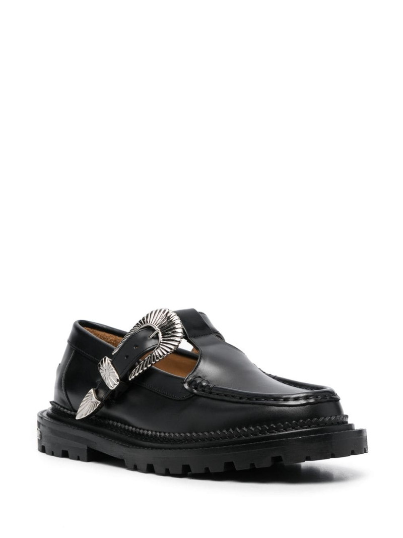 TOGA PULLA buckle-fastening leather loafers outlook