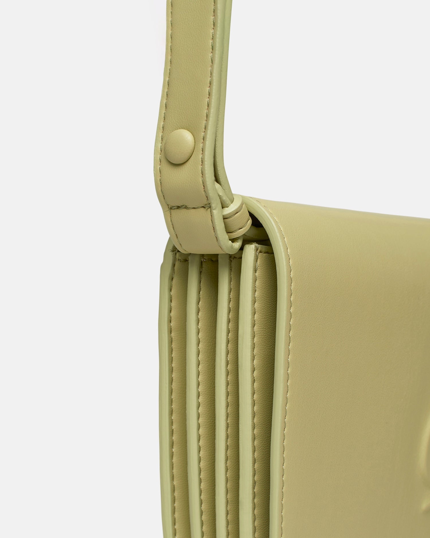 Alt-Nappa Shoulder Bag - 6