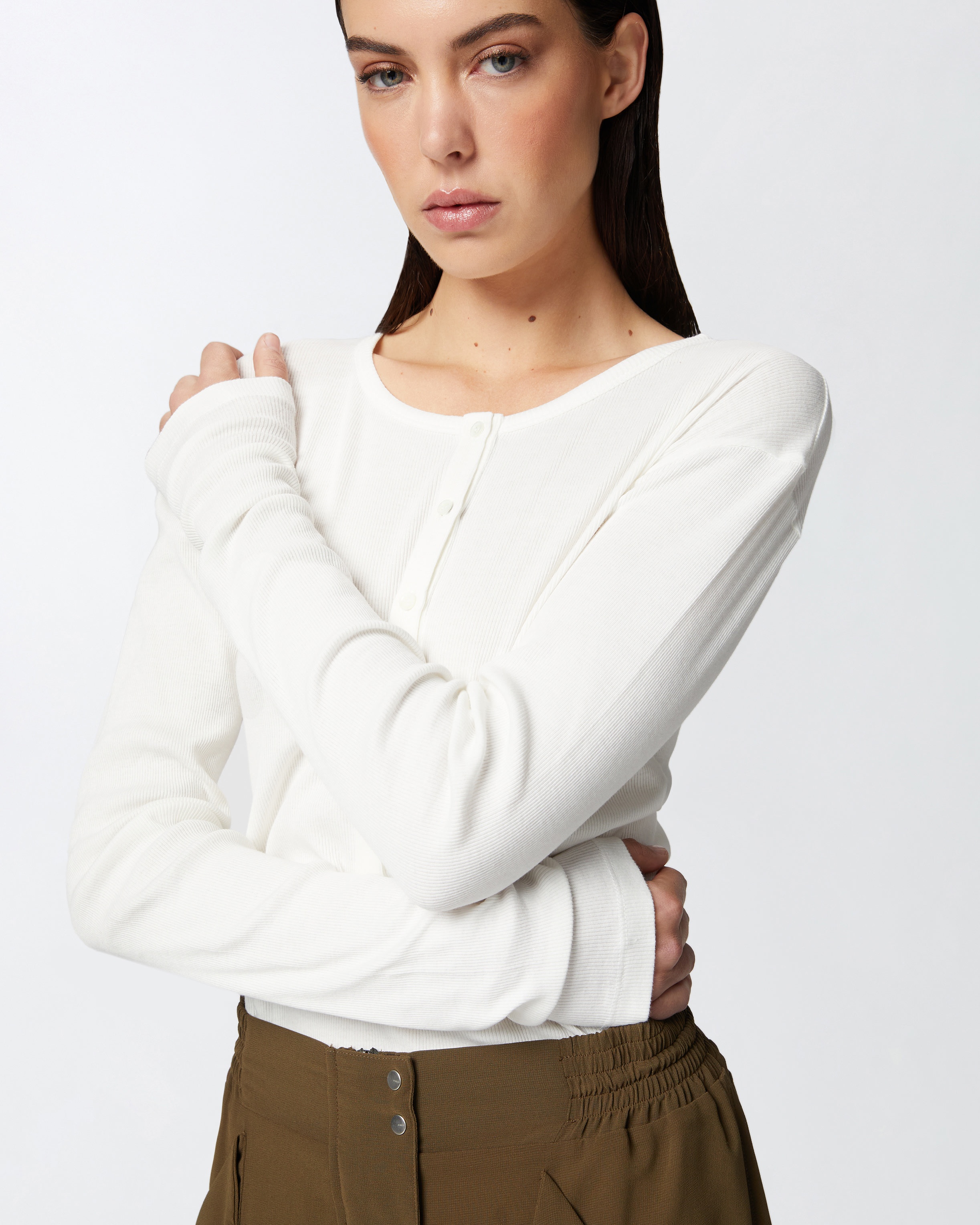 LIGHTWEIGHT RIBBED COTTON HENLEY SWEATER - 5
