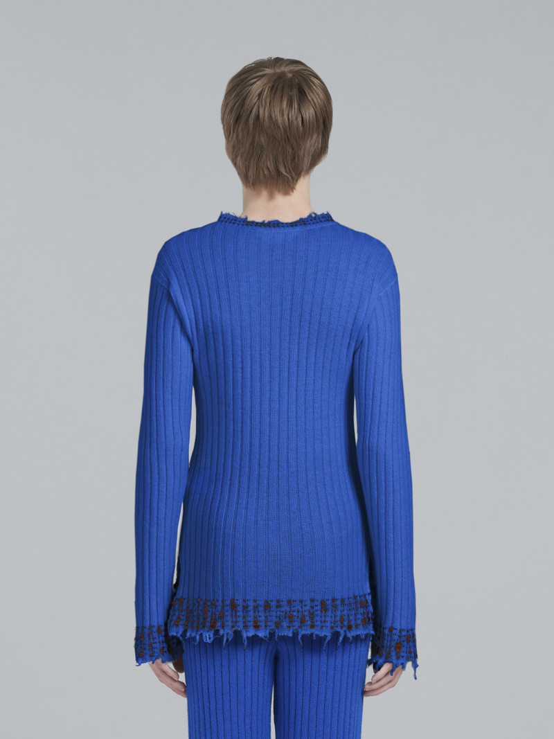 BLUE KNITTED SWEATER 3