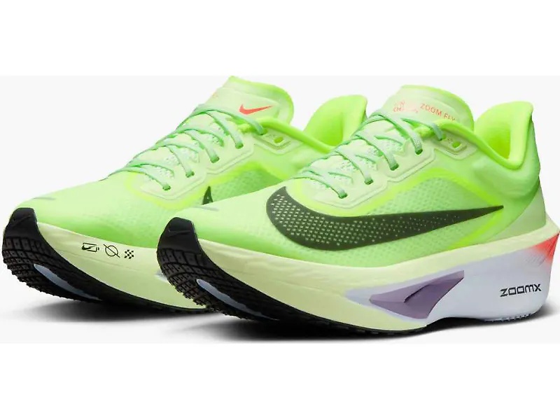 Nike Zoom Fly 6 - 6