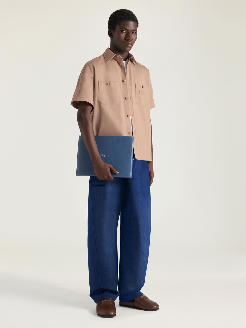 Givenchy ANTIGONA STAMPED LARGE POUCH IN LEATHER outlook