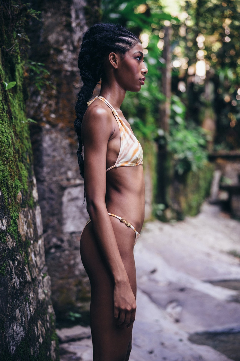 AMBERAE BIKINI BOTTOM 1