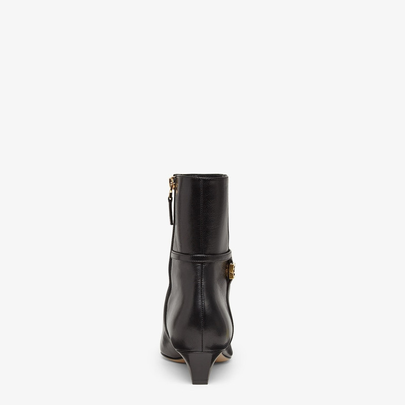 FENDI Fendi FFold outlook