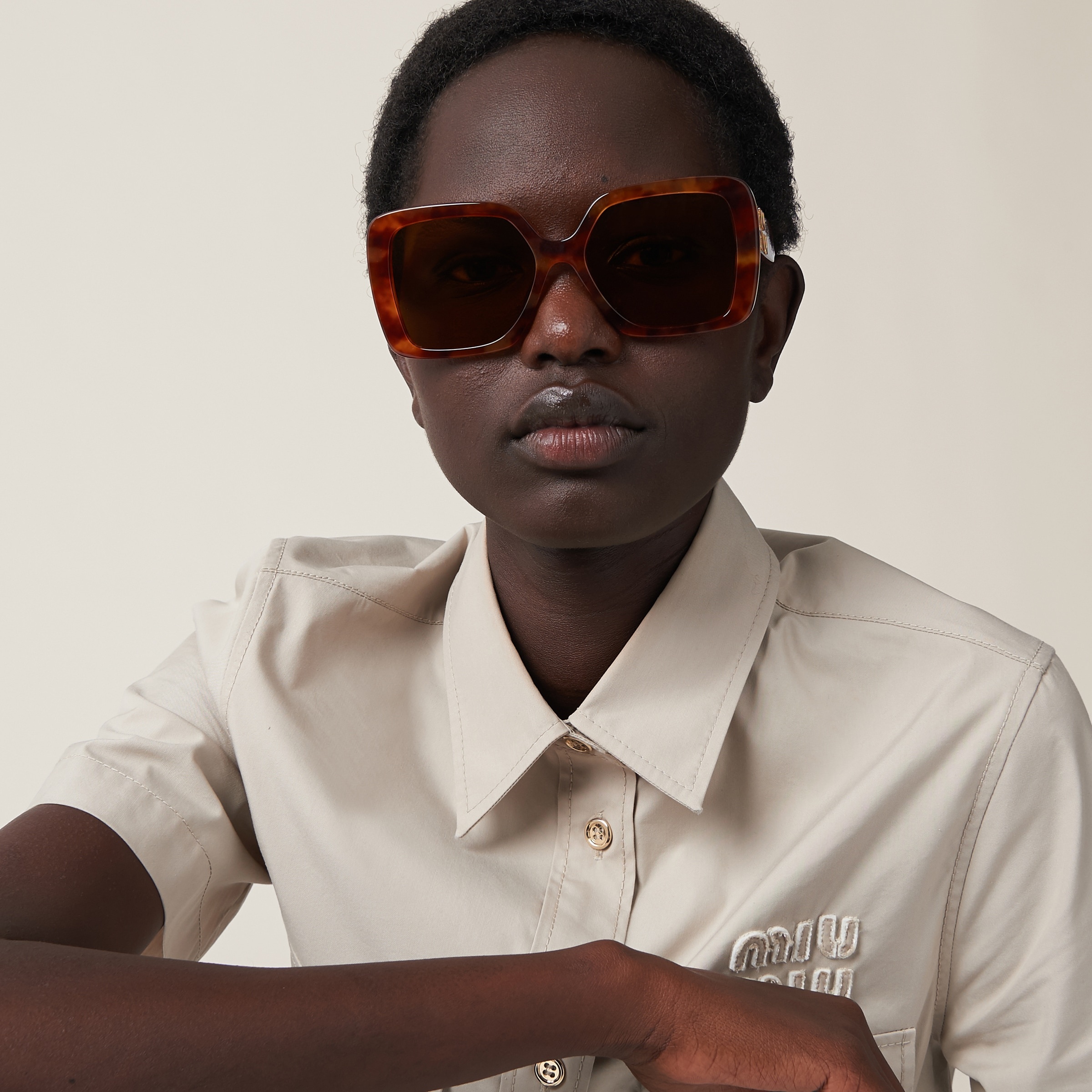 【MIU MIU】Shield Glimpse Sunglasses Miu Miu Miu Glimpse sunglasses | REVERSIBLE