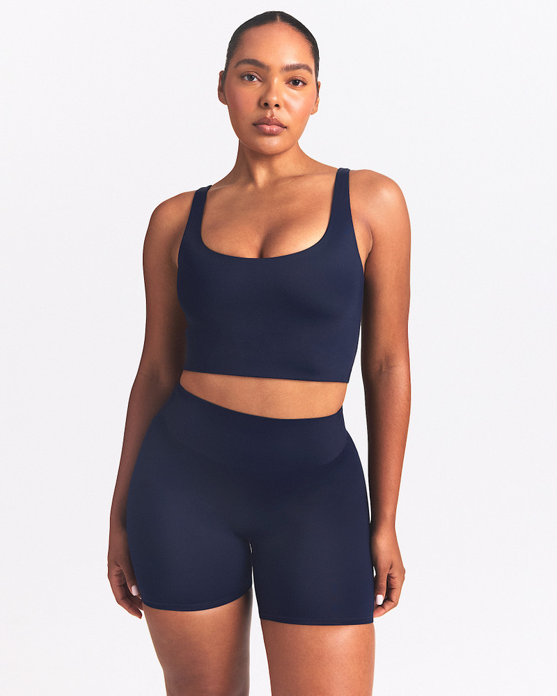 NikeSKIMS Shine Women's Scoop-Neck Bra Top 1
