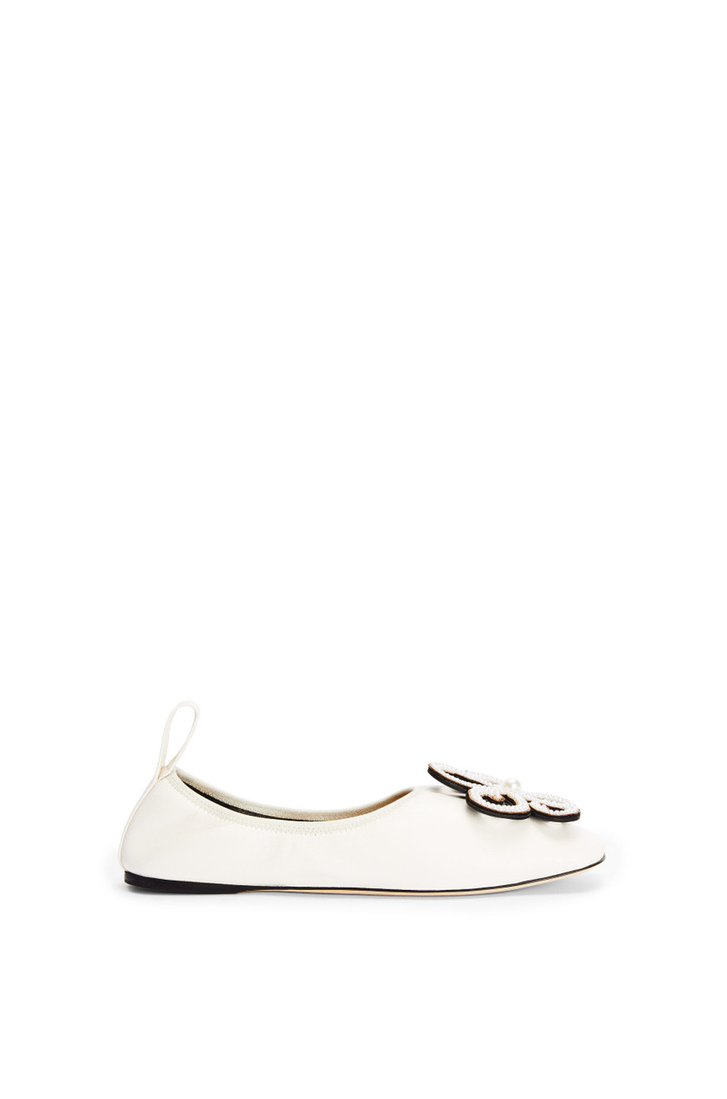 Flower brooch balerina in lambskin 1