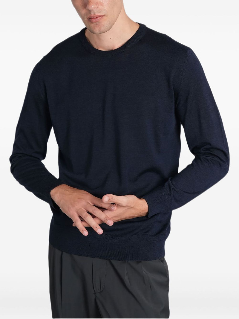 round-neck sweater 1