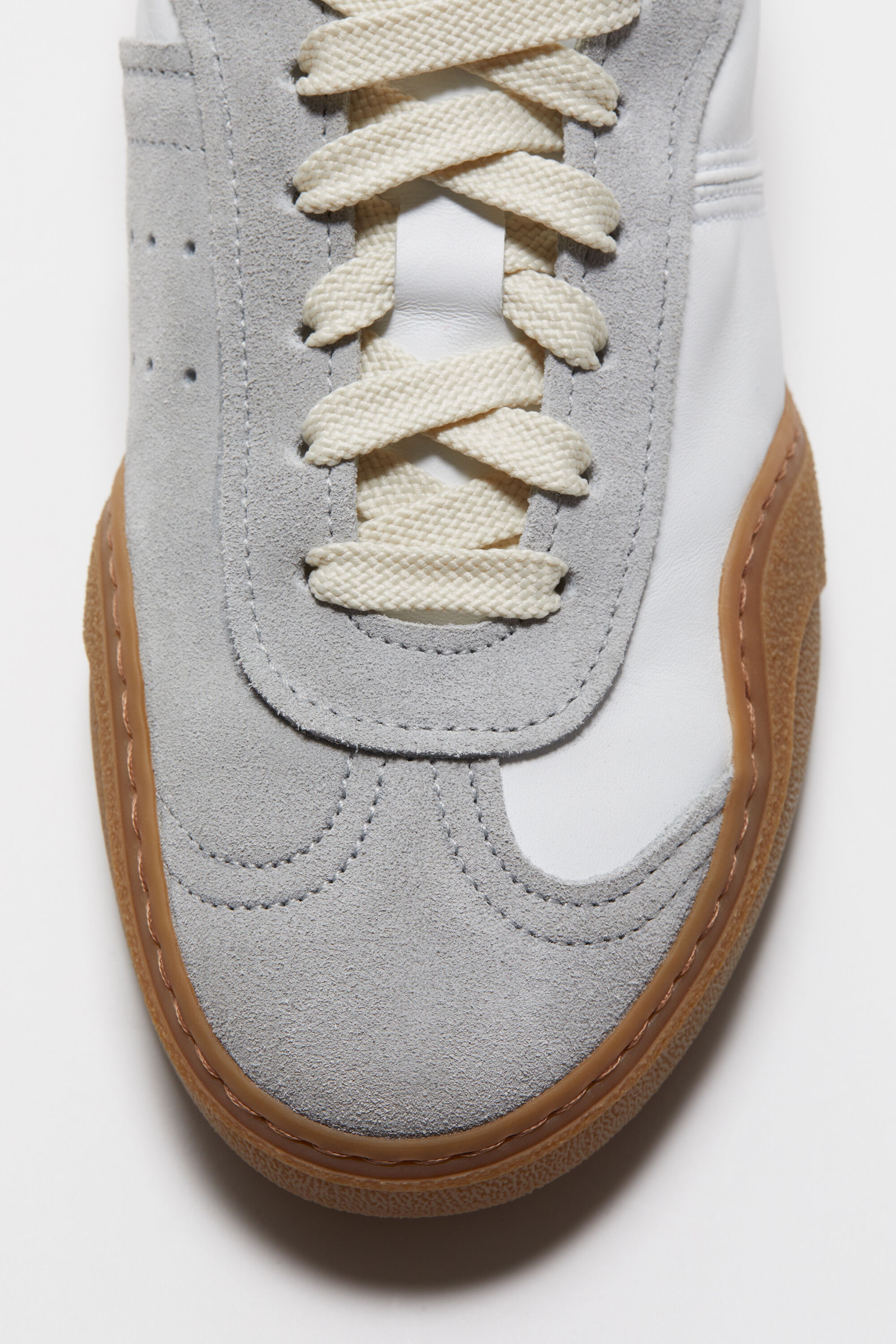 Lace-up sneakers - White/brown - 5