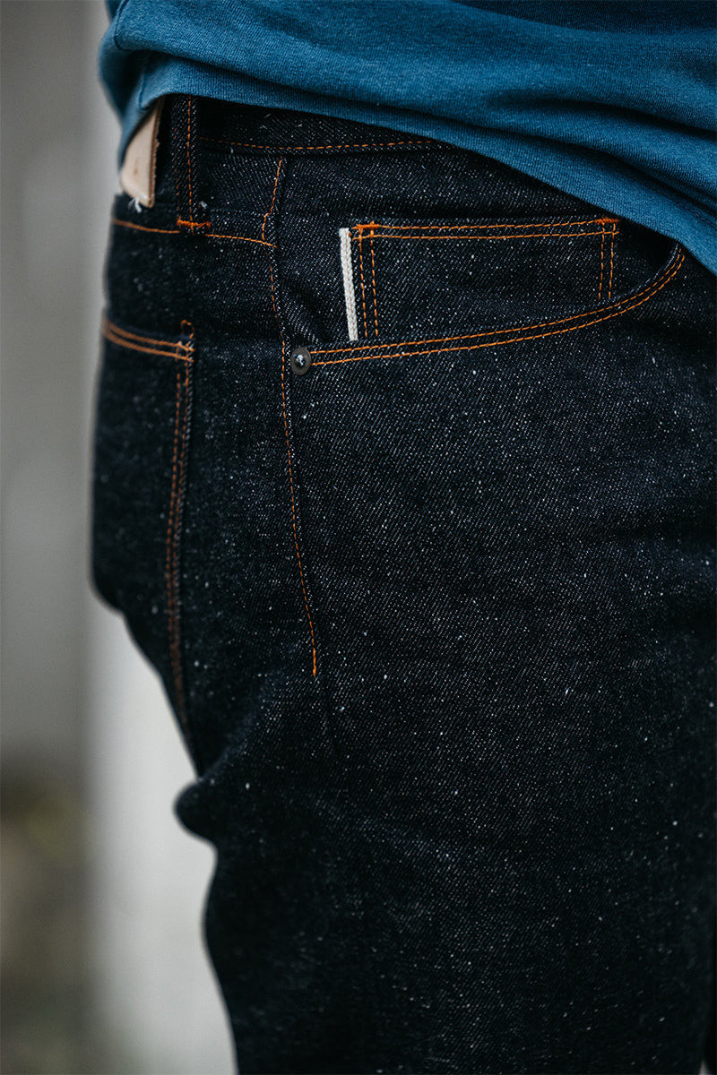 The Hammer Straight Old Nep Indigo - Raw 13.5oz Selvedge 5