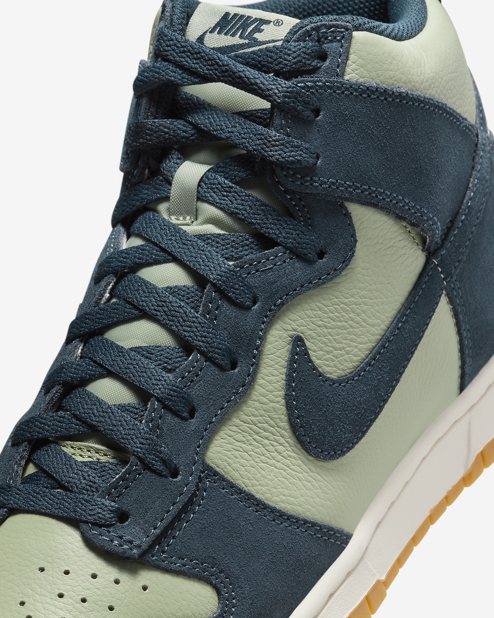 Nike Dunk High Retro SE Men's Shoes - 7